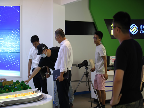 ʯ���f����Ƭ����